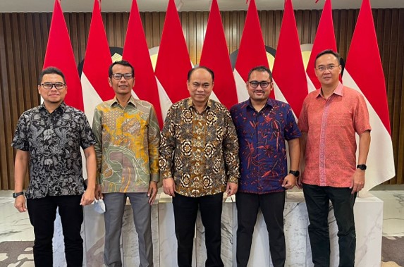 Foto Anggota ALDEI Bersama dengan Menkominfo Pak Budi Arie Setiadi